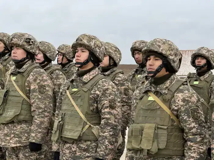 Матросы Военно-морских сил впервые выполнили стрельбы из автомата АК-74 (2)