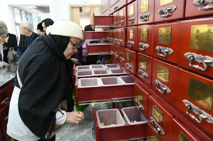 День открытых дверей для пожилых горожан провели в столичной клинике