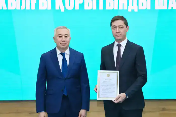 «Без долговое общество»: Казахстанская инициатива преобразует финансовую жизнь тысяч граждан