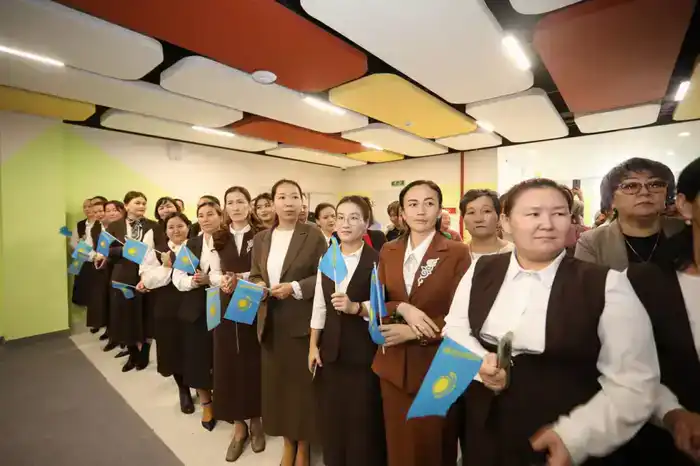 В Жанаозене в рамках национального проекта «Келешек мектептері» открылась новая школа на 1200 мест (8)