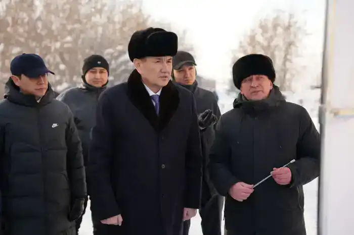 Аким ВКО акцентировал внимание на социальной поддержке и развитии инфраструктуры в районе Алтай