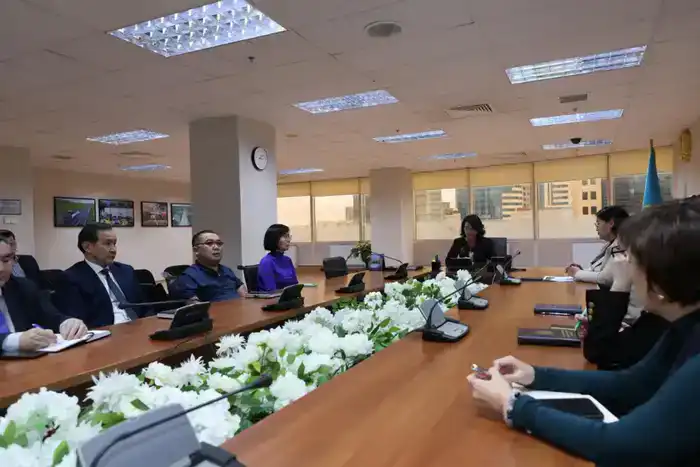 В Министерстве транспорта РК состоялся совместный семинар-тренинг (8)