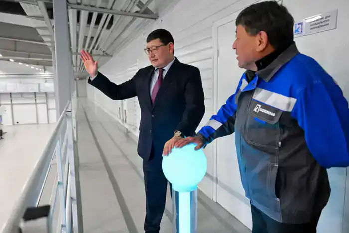 В Семее открыт современный цех по производству картонной упаковки (5)