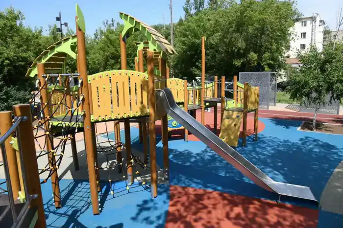 Новые пространства для отдыха жителей и комфортные дворы: как за год благоустроили столичный район Сарыарка (2)