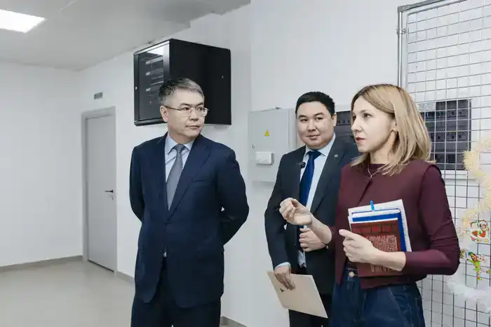 Глава региона ознакомился с результатами реконструкции медиахолдинга «Атырау-Акпарат» (3)