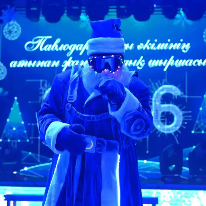 В Павлодаре состоялась новогодняя елка акима области (3)