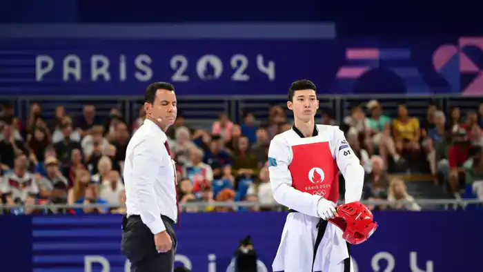 Казахстанец Батырхан Толеугали стал чемпионом мира по тхэквондо среди молодёжи, завоевав золотую медаль на молодёжном чемпионате мира, сообщает Tengri Sport со ссылкой на пресс-службу.