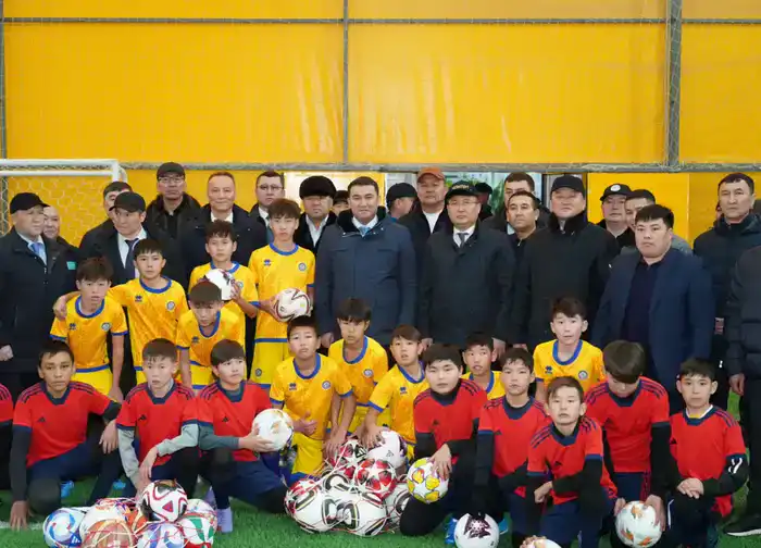 ТУРКЕСТАН: В КАЗЫГУРТСКОМ РАЙОНЕ ОТКРЫЛСЯ СОВРЕМЕННЫЙ СПОРТИВНЫЙ КОМПЛЕКС (7)