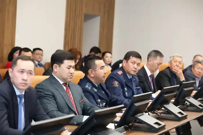 В акимате области рассмотрели ход отопительного сезона (5)