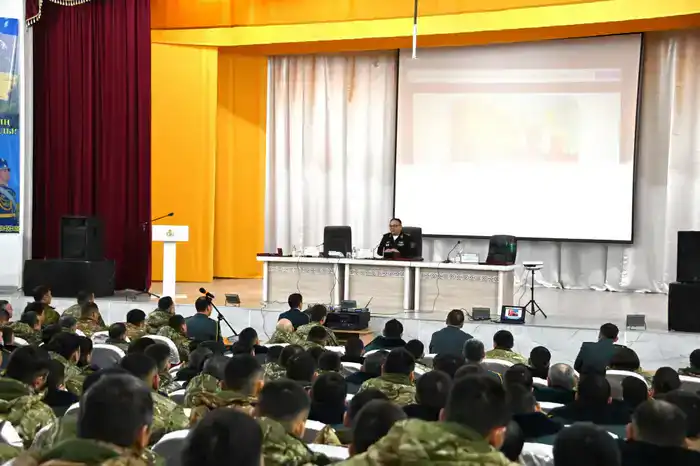 Служба, присяга и новые нормы: Минобороны в действии