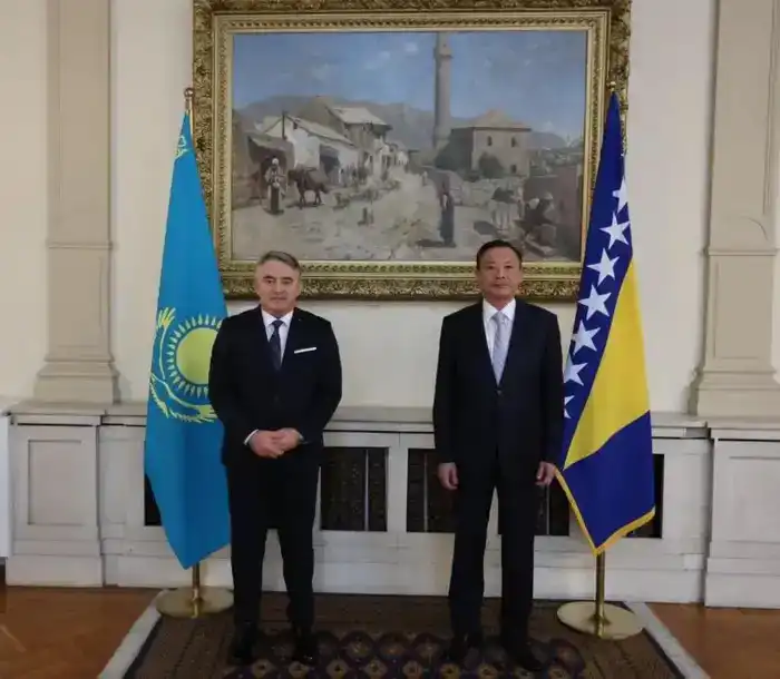 Казахстан: мост между континентами и миром!