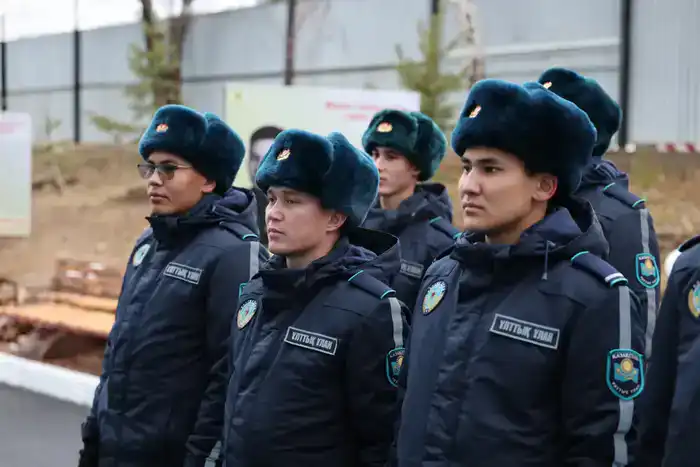 Служба с аккордами: солдат, который поёт о войне