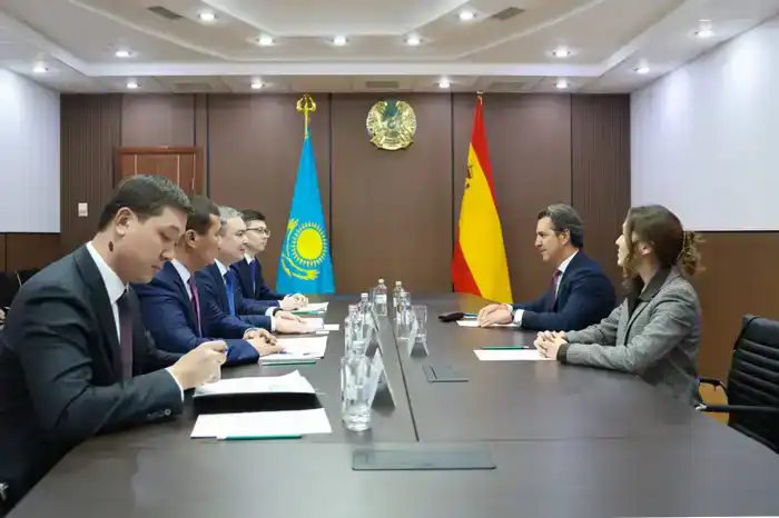 Подписано инвестиционное соглашение с Roca group (4)