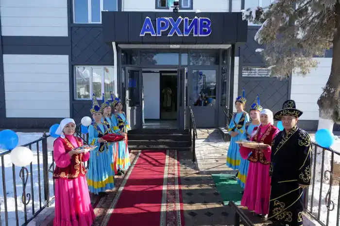 Новое здание архива открыли в Меркенском районе (7)