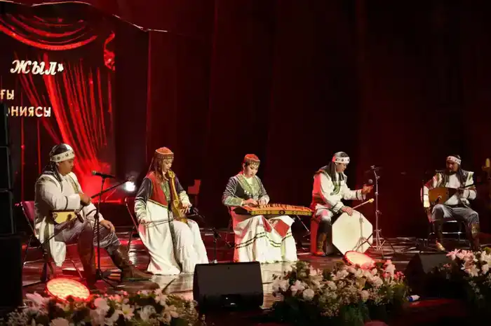 В Мангистау состоялся гала-концерт, посвящённый 50-летию областной филармонии (4)