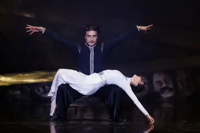 Балет «Ұлы Жібек Жолы» в театре имени Абая: новое прочтение культурного наследия и его влияние на современное общество Шымкенте