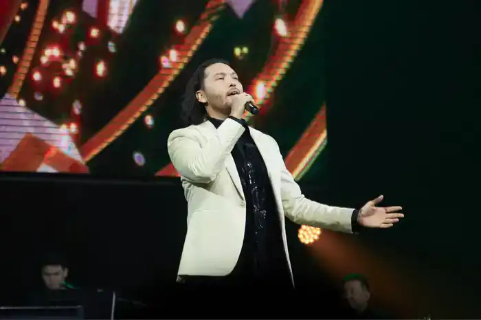 New Year's Concert «NEW YEAR with QAZAQCONCERT» Unites Stars of the Kazakh Stage Шымкенте