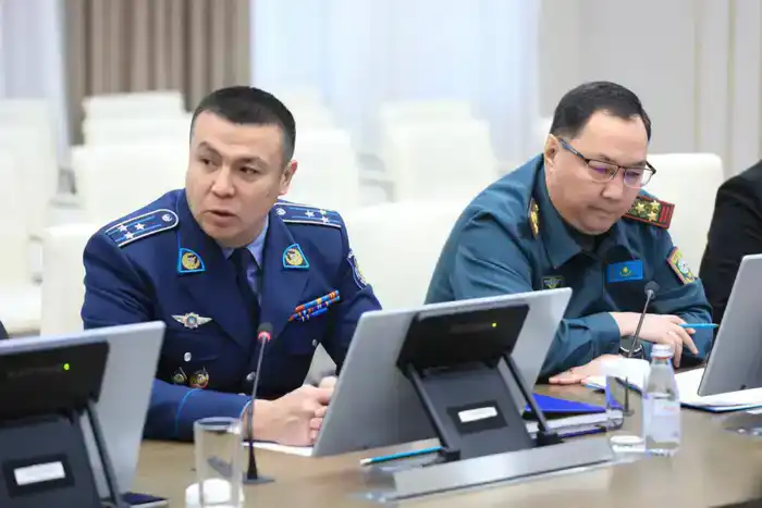 «В неблагоприятные погодные условия все службы должны работать оперативно и слаженно» - Асхат Шахаров (2)