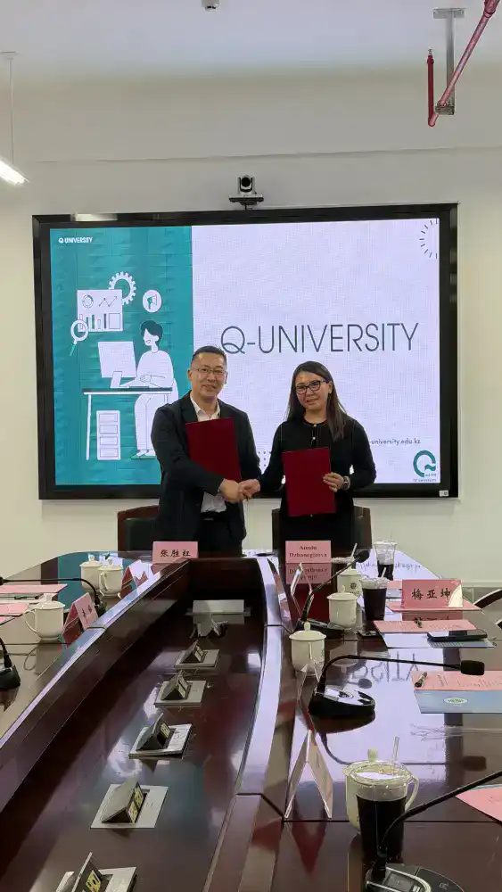 Q University и Guangzhou City Polytechnic подписали меморандум о стратегическом партнерстве (4)