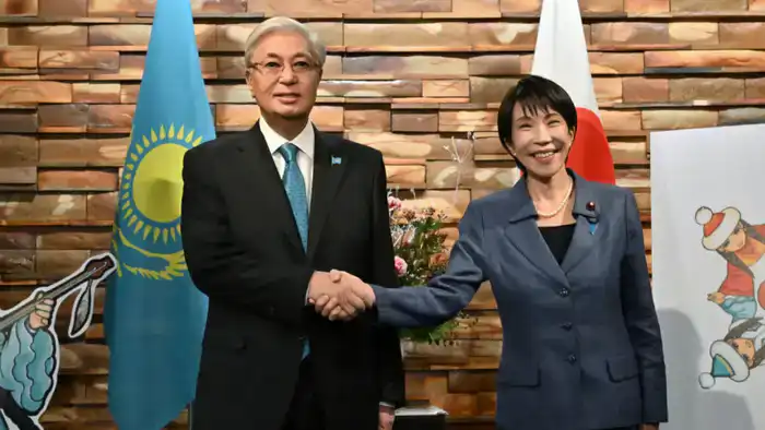 Токаев и Такаичи: Далёкие соседи на пути к дружбе