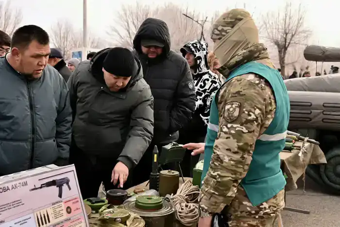 Шестьсот солдат в Конаевском и Усть-Каменогорском гарнизонах привели к Военной присяге (4)