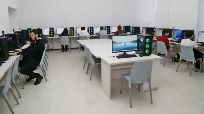 Караганда: студенты осваивают киберзащиту на новом оборудовании