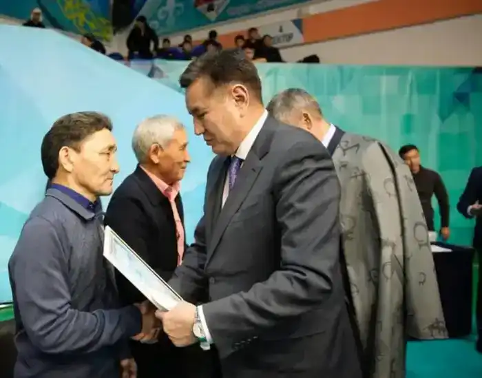 В ВКО стартовал региональный турнир Кубка акима по борьбе (5)