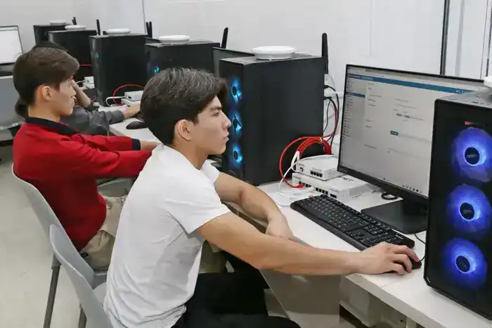 Карагандинские студенты будут учиться киберзащите на оборудовании мирового уровня (3)