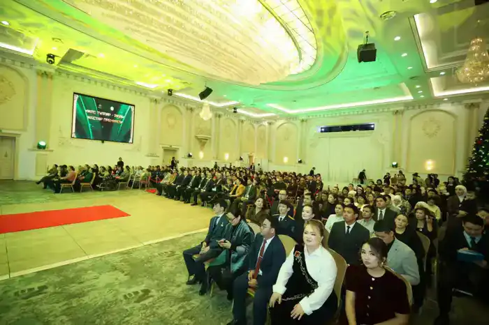 «Жас тұлпар – 2025»: награждены лучшие из молодежи Мангистау (7)