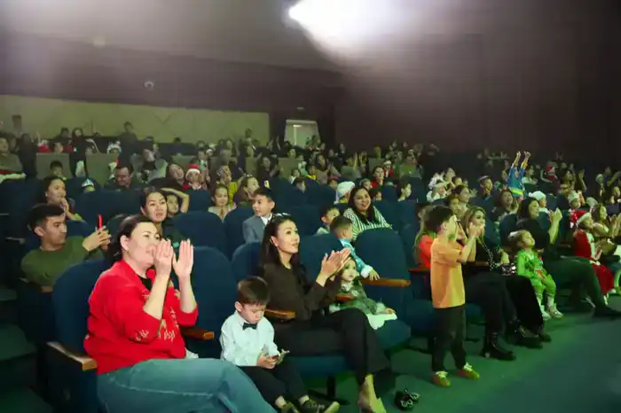 Новогодний утренник для детей в Астане