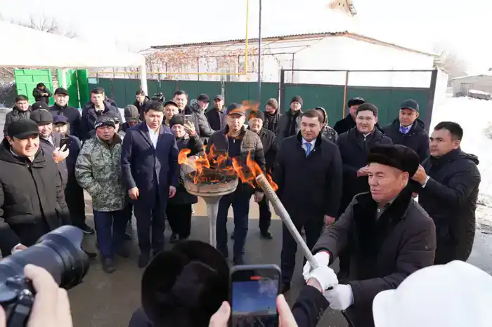 ТУРКЕСТАН: ВОПРОС, ОЗВУЧЕННЫЙ НА ВСТРЕЧЕ АКИМА ОБЛАСТИ С НАСЕЛЕНИЕМ, РЕШЕН: В ЖЕТЫСАЙСКОЕ СЕЛО ПОДАЛИ ГАЗ (5)