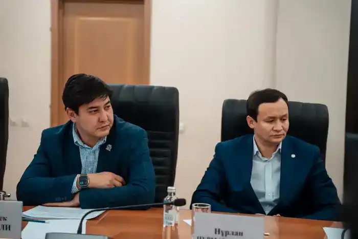 Итоговое заседание комиссии по гранту «Тәуелсіздік ұрпақтары»: поддержка молодежных инициатив в Казахстане Шымкенте