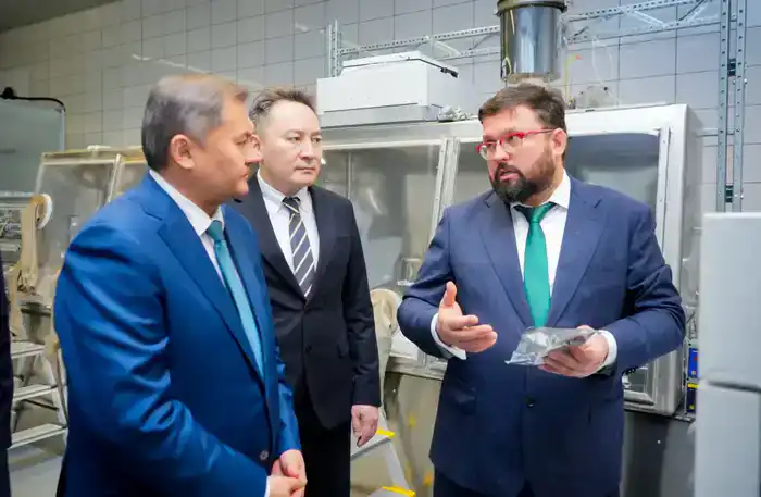 Министр РК посетил университеты Москвы