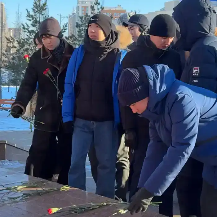 115-летие легендарного полководца: память Бауыржана Момышулы почтили в Астане (2)