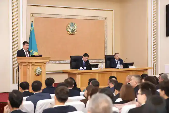 На сессии маслихата обсудили направления развития Мангистау на 2026–2028 годы (6)