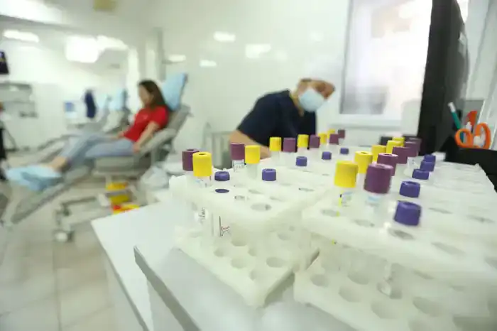 Включение более 60 тысяч алматинцев в систему ОСМС: новые возможности для медицинского обслуживания с 2026 года