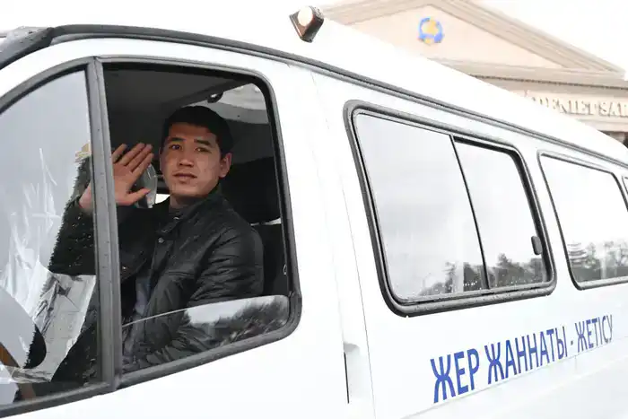 Учреждения культуры Жетісу получили ключи от автомобилей (8)
