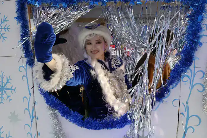 Полный чудес Новый год: в Жетісу на Президентской елке детей порадовал искусственный интеллект (9)