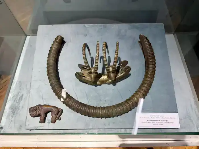 В Национальном музее открылась выставка «Степная орнаментация в металле» (3)