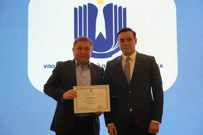 Омбудсмен отметил вклад экспертов в дело обеспечения прав человека (2)