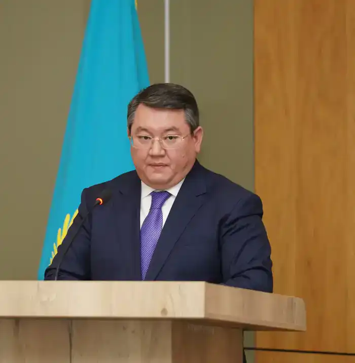 В Туркестане обсудили приоритеты цифровой трансформации и образования с участием советника президента Казахстана