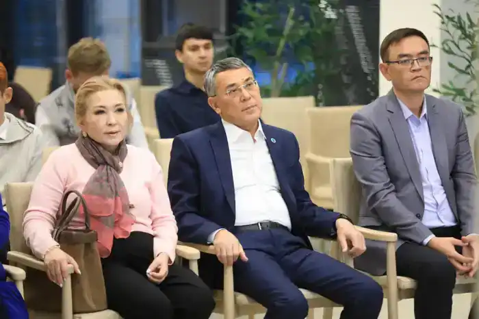 Аким области встретился с представителями региональных средств массовой информации (6)