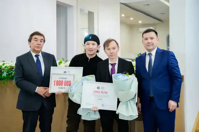 «Бостандық жырының бозжорғасы»: в Астане награждены победители республиканского конкурса поэтов-писателей (10)