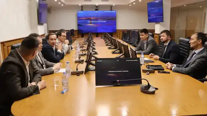 КГД Казахстана обсуждает налоговую реформу для цифровых активов на круглом столе