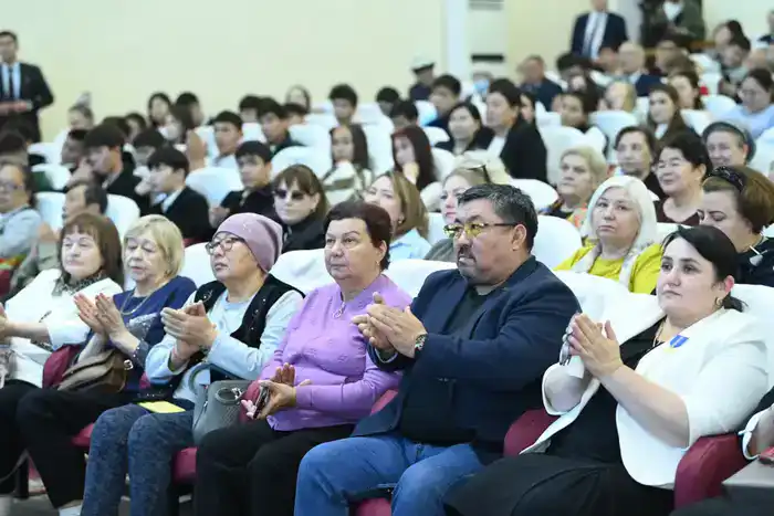 «Бірлігі бекем Сыр елі»: состоялся республиканский форум Ассамблеи народа Казахстана (4)