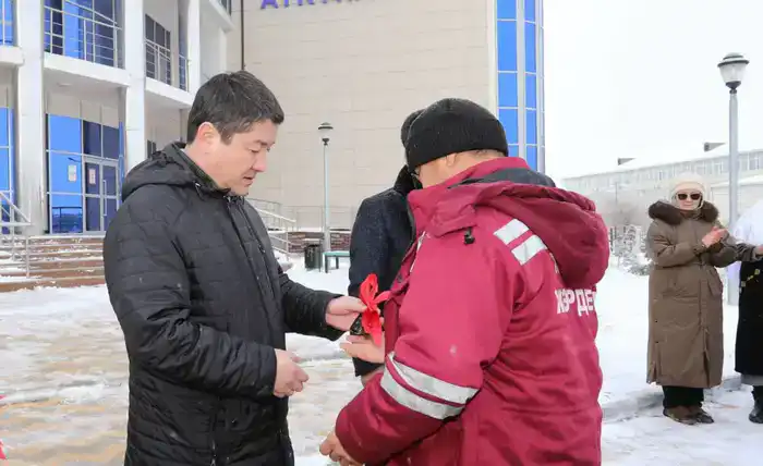 Жанаозен на колесах здоровья: пять новых скорых помощи готовы к вызову