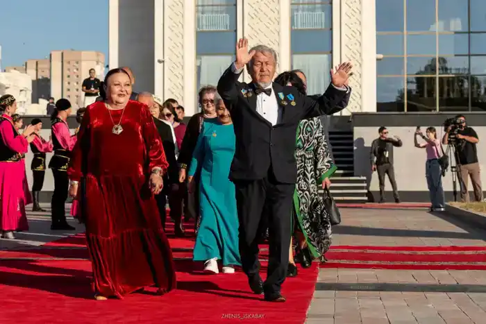 Жетісу: Драматический театр имени Бикен Римовой получает академический статус