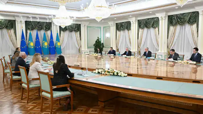 Казахстан и Европа: Переговоры Токаева с Главой Евросовета о безопасности экономики