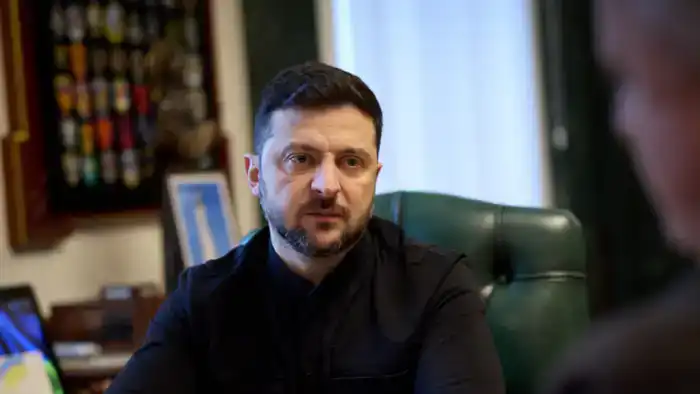 Зеленский готов провести выборы в Украине во время войны при определённых условиях, реагируя на слова Трампа
