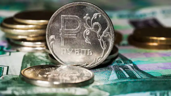 Магазин в Казахстане наказан за указание цен в рублях: международные стандарты торговли под угрозой